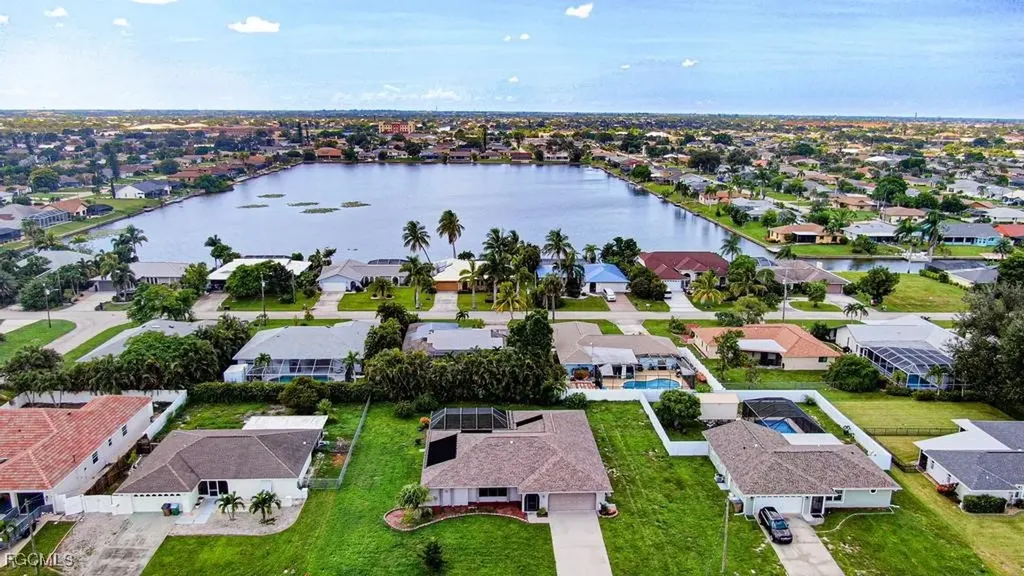 236 SE 20th Court Cape Coral FL 33990