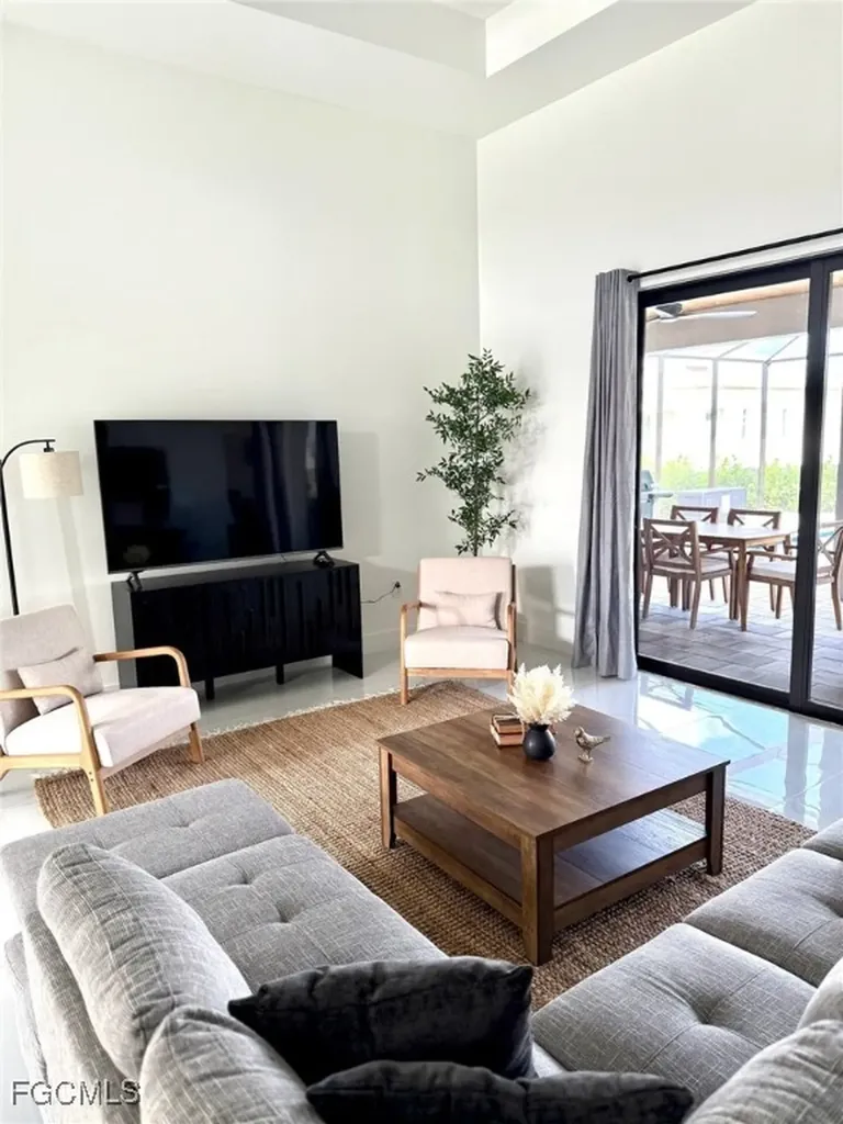 3307 NW 3rd Street Cape Coral FL 33993