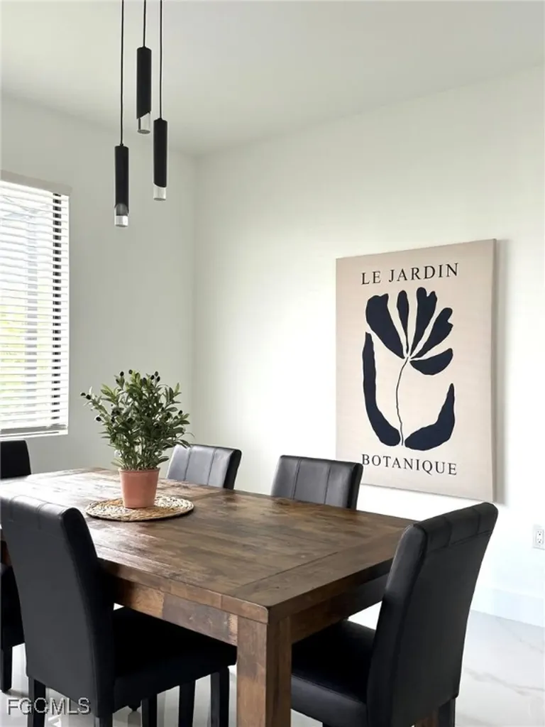 3307 NW 3rd Street Cape Coral FL 33993