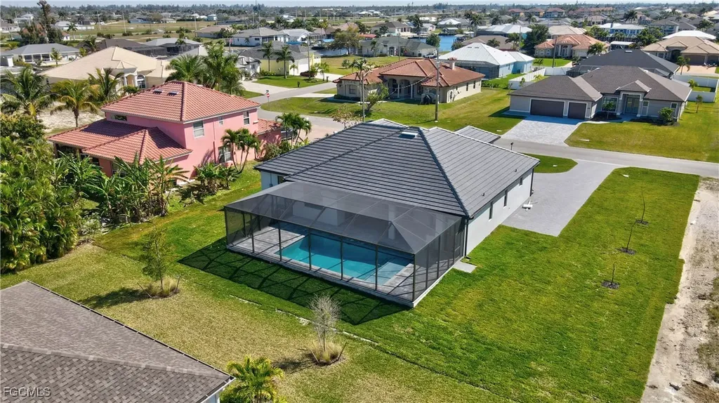 3307 NW 3rd Street Cape Coral FL 33993