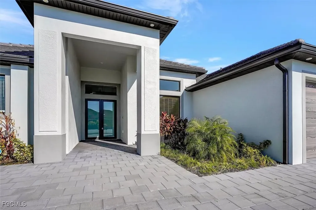 3307 NW 3rd Street Cape Coral FL 33993