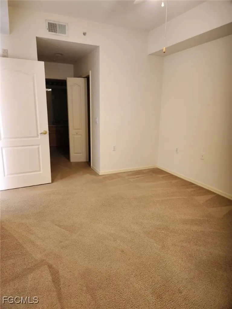 8470 Kingbird Loop Estero FL 33967