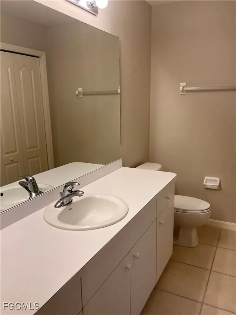 8470 Kingbird Loop Estero FL 33967