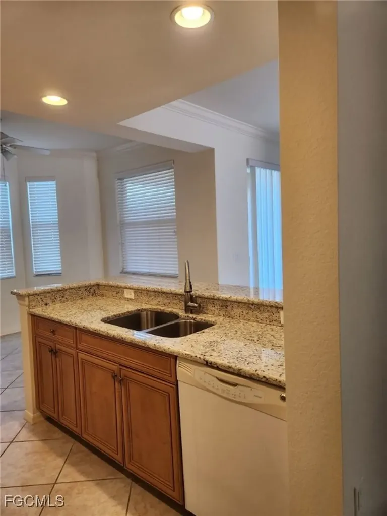 8470 Kingbird Loop Estero FL 33967