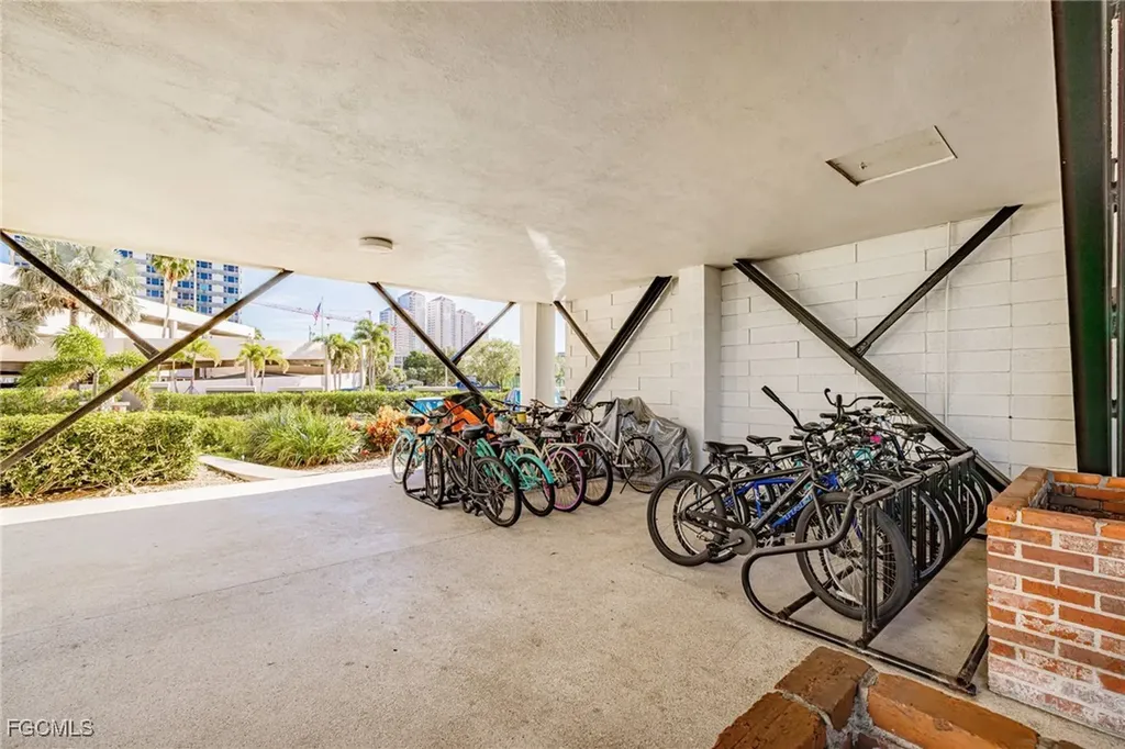 2350 W 1st Street Fort Myers FL 33901