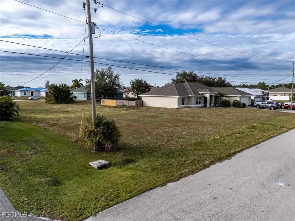 2916 NE 3rd Avenue Cape Coral FL 33909