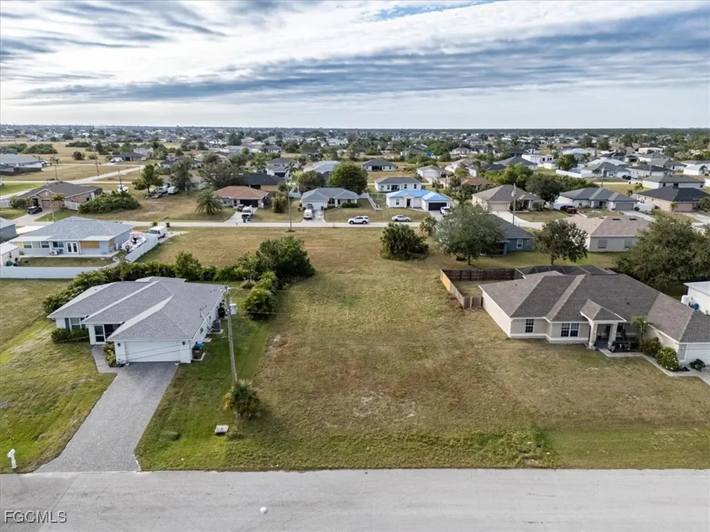 2916 NE 3rd Avenue Cape Coral FL 33909