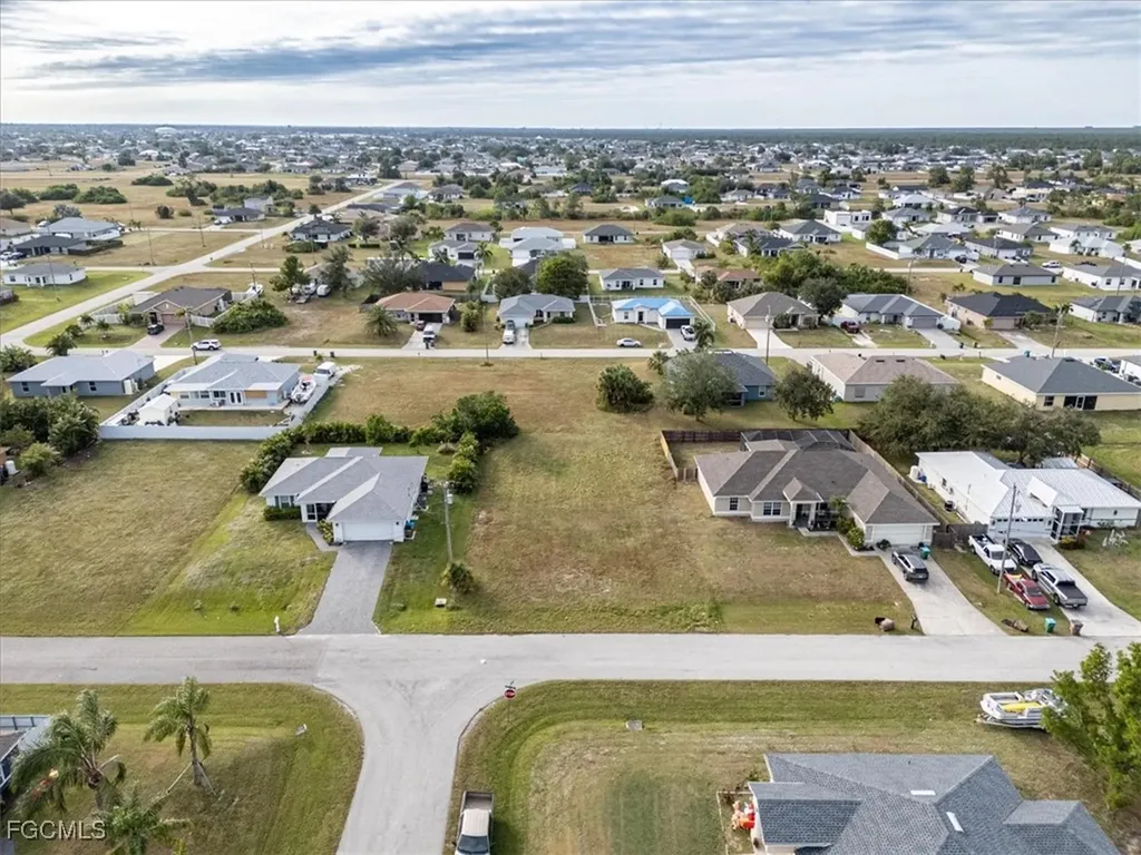 2916 NE 3rd Avenue Cape Coral FL 33909