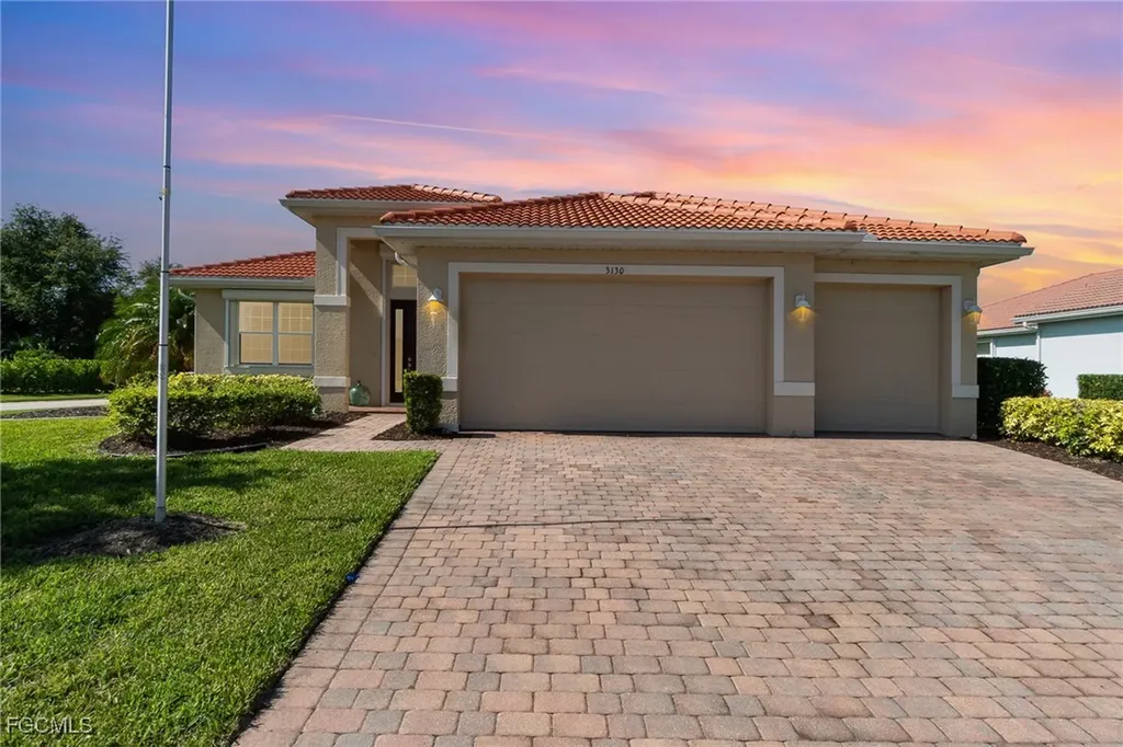 3130 Scarlet Oak Place North Fort Myers FL 33903