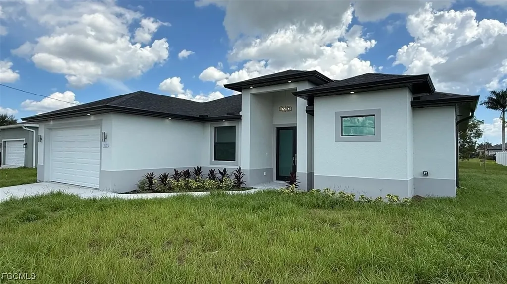 1622 NW 18th Terrace Cape Coral FL 33993