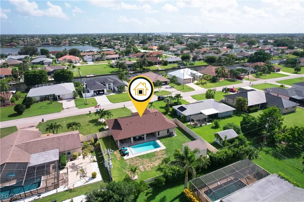 1817 SE 1st Terrace Cape Coral FL 33990