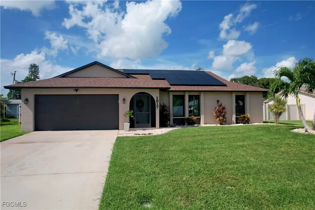 1817 SE 1st Terrace Cape Coral FL 33990