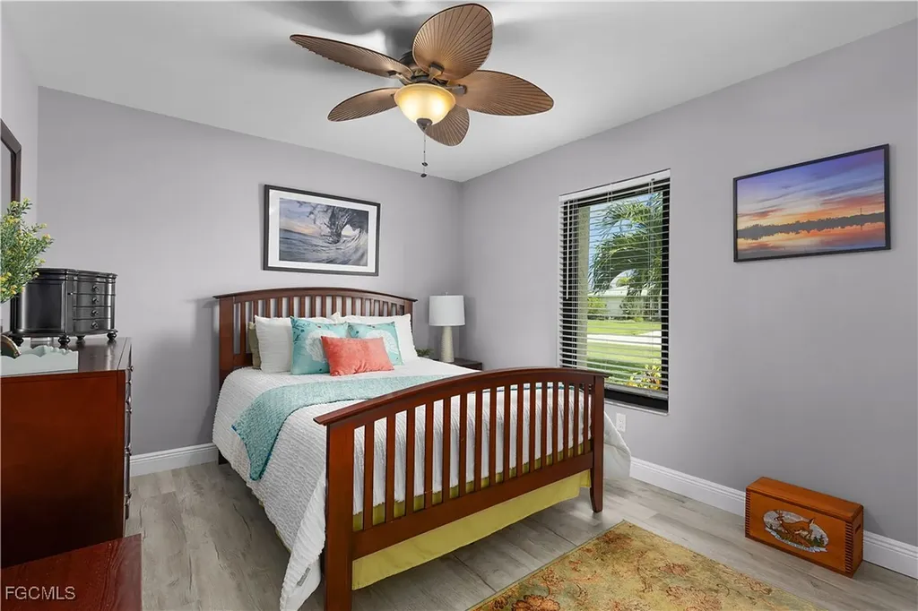 1817 SE 1st Terrace Cape Coral FL 33990