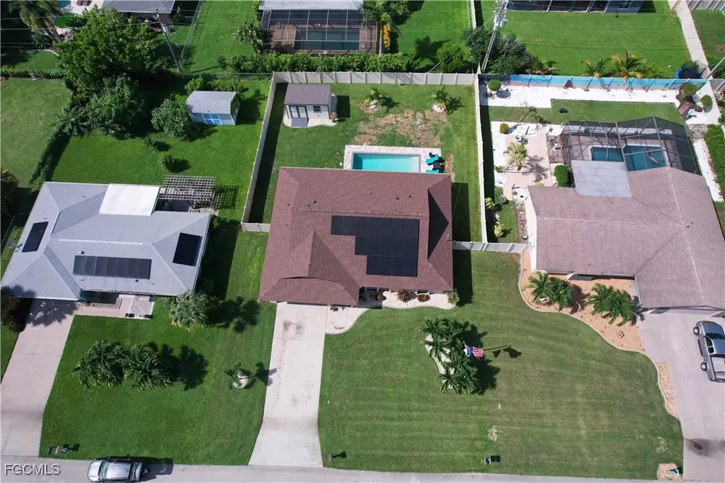 1817 SE 1st Terrace Cape Coral FL 33990