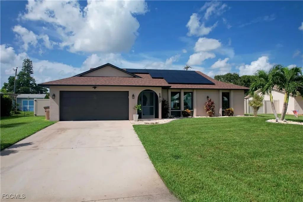 1817 SE 1st Terrace Cape Coral FL 33990