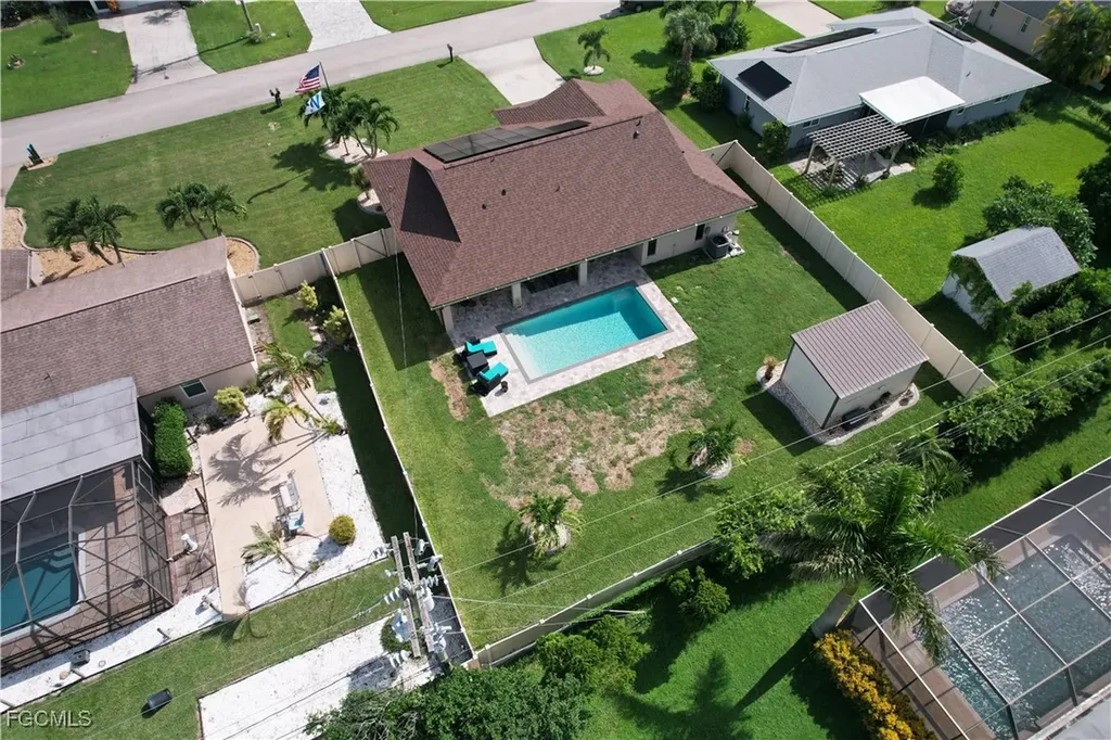 1817 SE 1st Terrace Cape Coral FL 33990