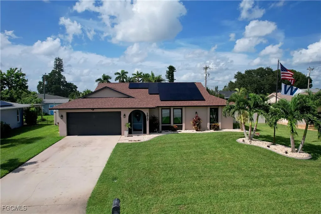 1817 SE 1st Terrace Cape Coral FL 33990