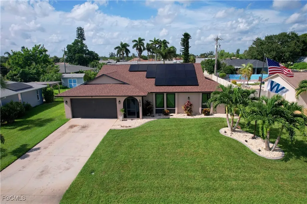 1817 SE 1st Terrace Cape Coral FL 33990