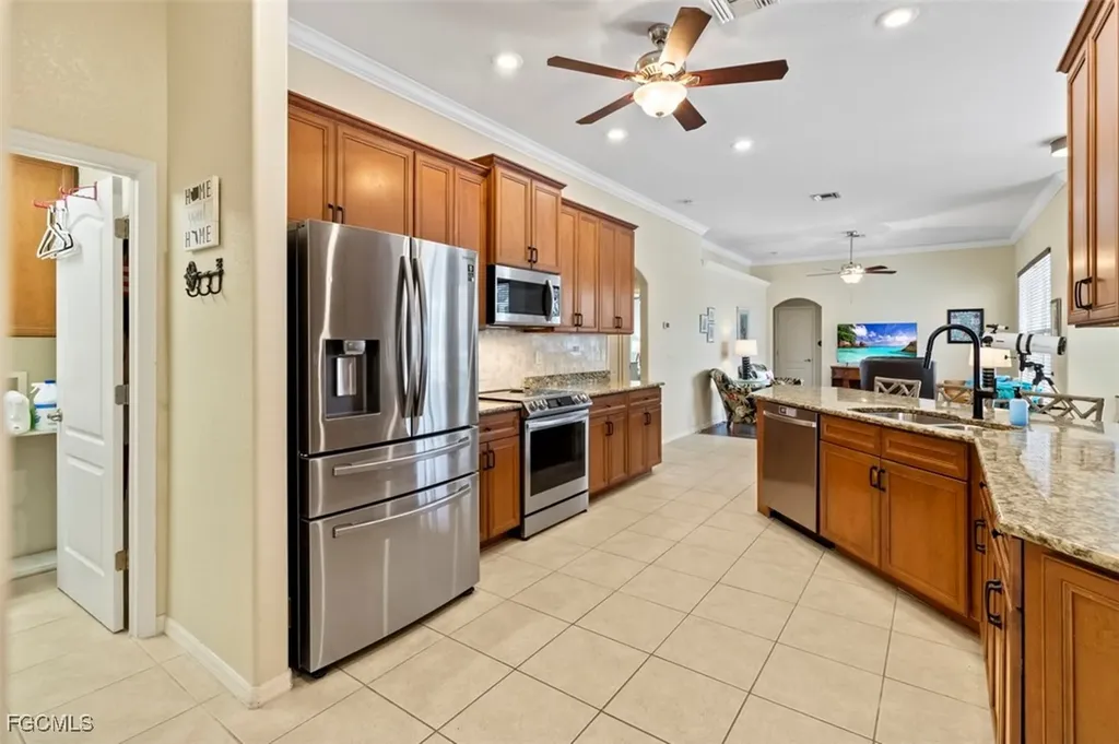 3610 NW 2nd Street Cape Coral FL 33993