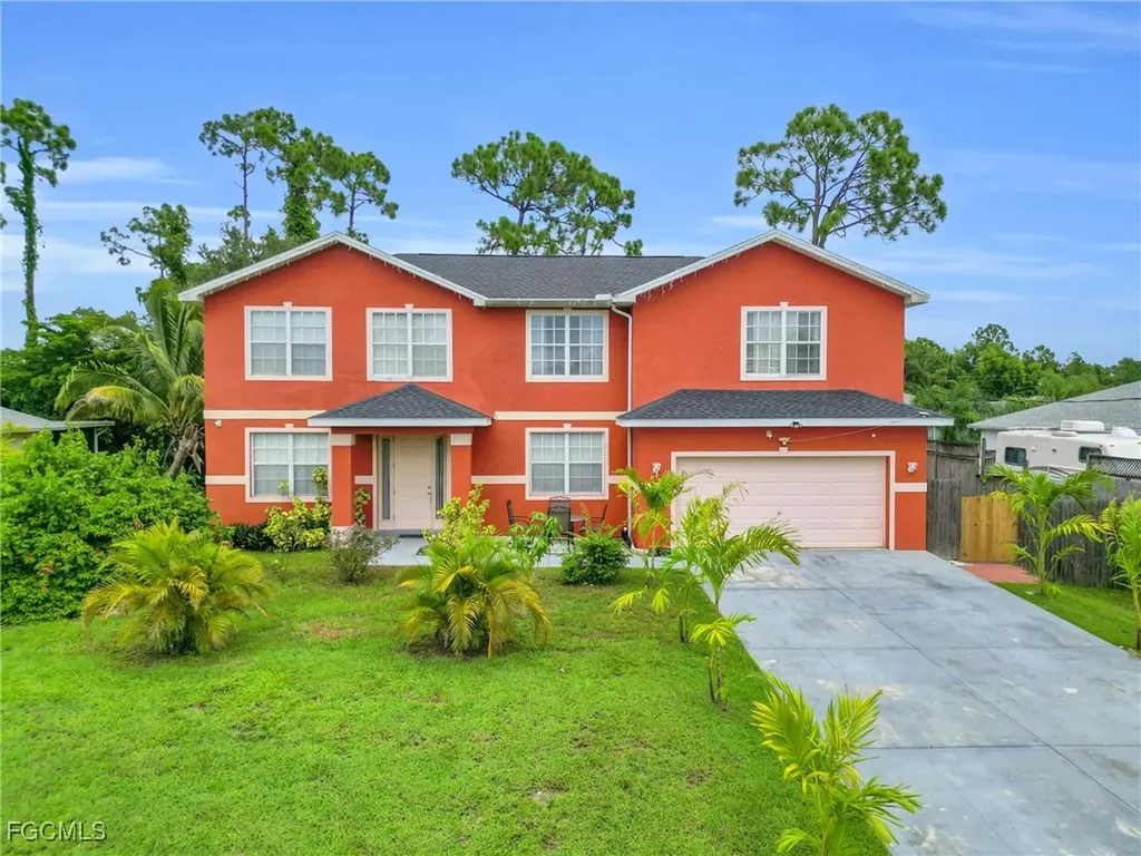 5562 Benton Street Lehigh Acres FL 33971