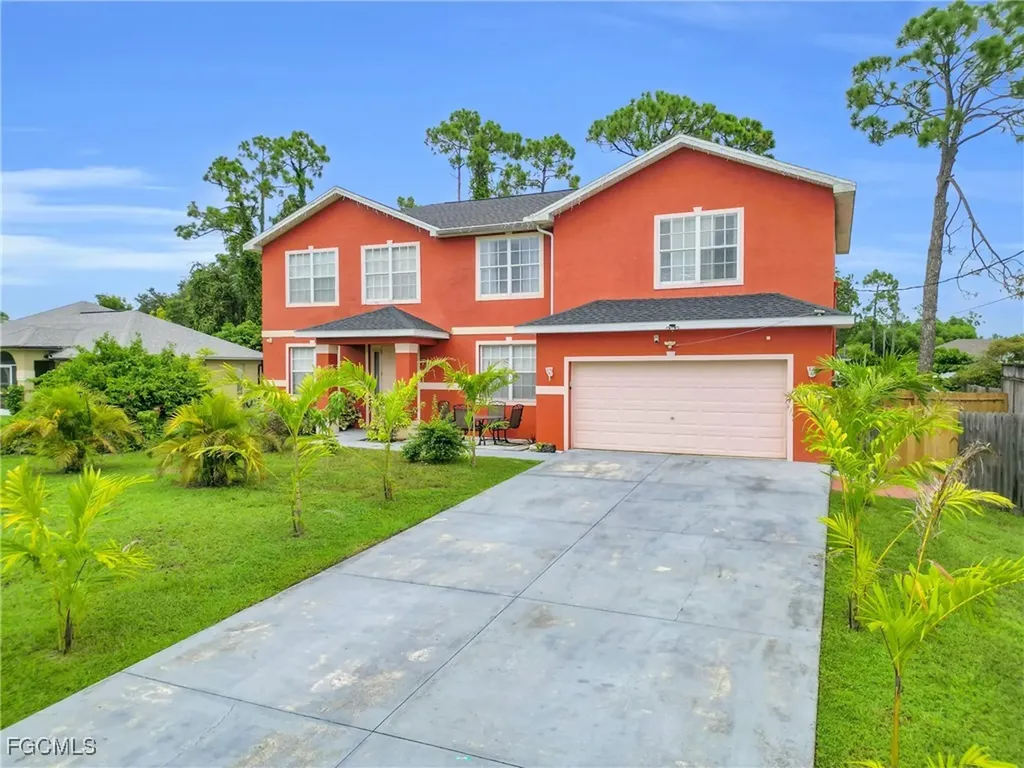 5562 Benton Street Lehigh Acres FL 33971