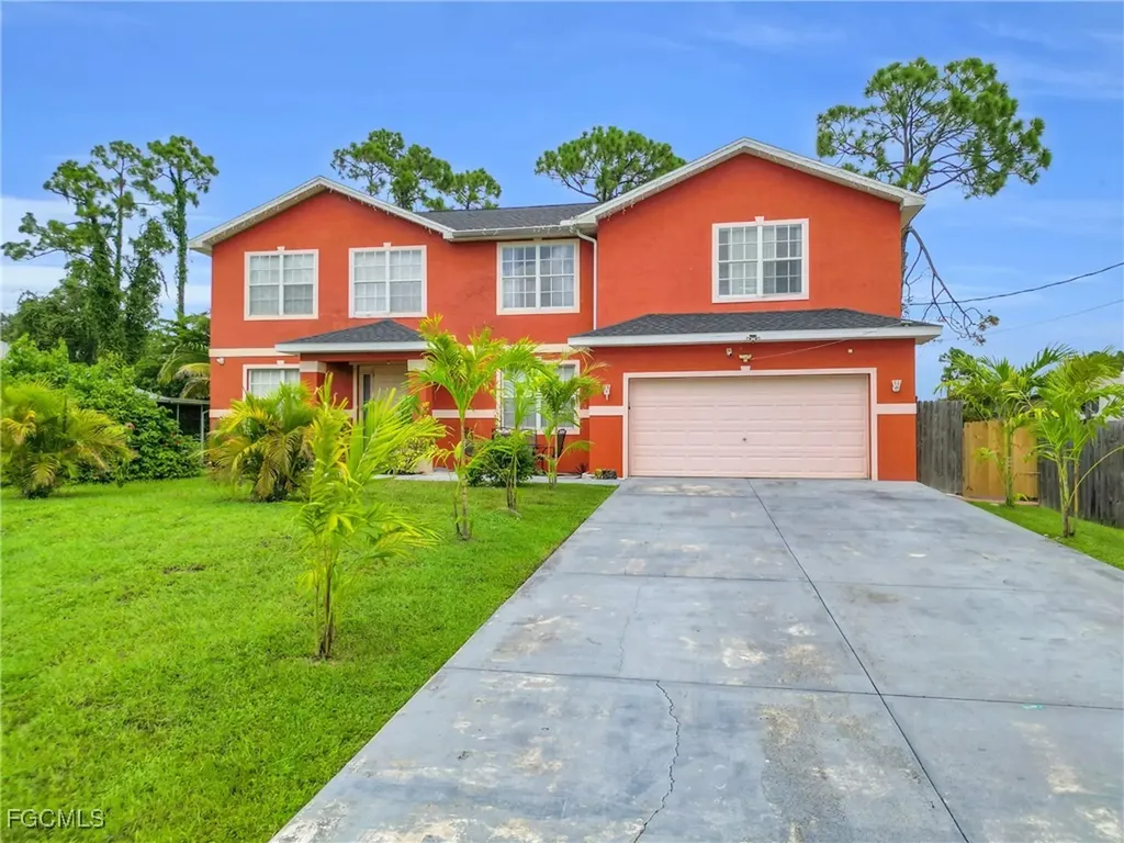 5562 Benton Street Lehigh Acres FL 33971