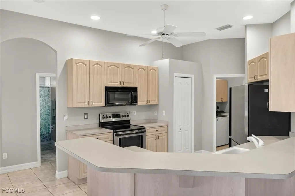 3602 SW 2nd Lane Cape Coral FL 33991