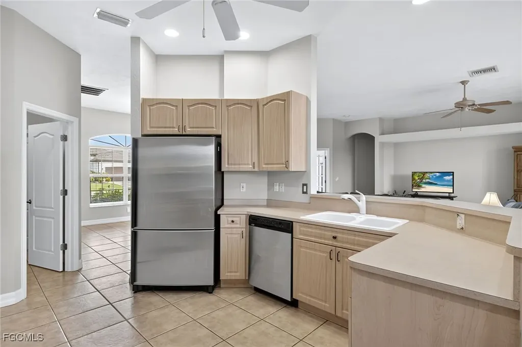 3602 SW 2nd Lane Cape Coral FL 33991