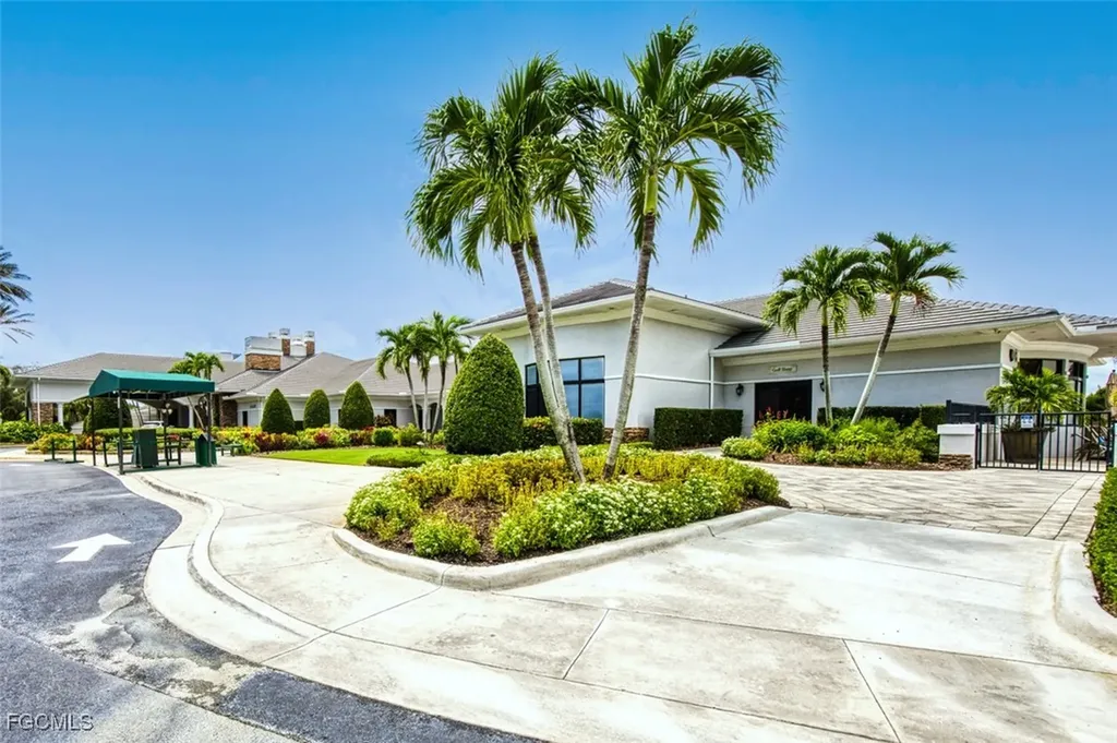 10275 Bismark Palm Way Fort Myers FL 33966