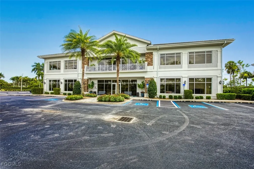 10275 Bismark Palm Way Fort Myers FL 33966