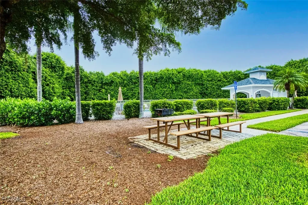 10275 Bismark Palm Way Fort Myers FL 33966
