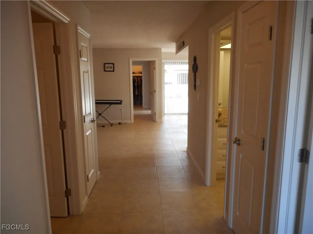 3817 SE 11th Avenue Cape Coral FL 33904