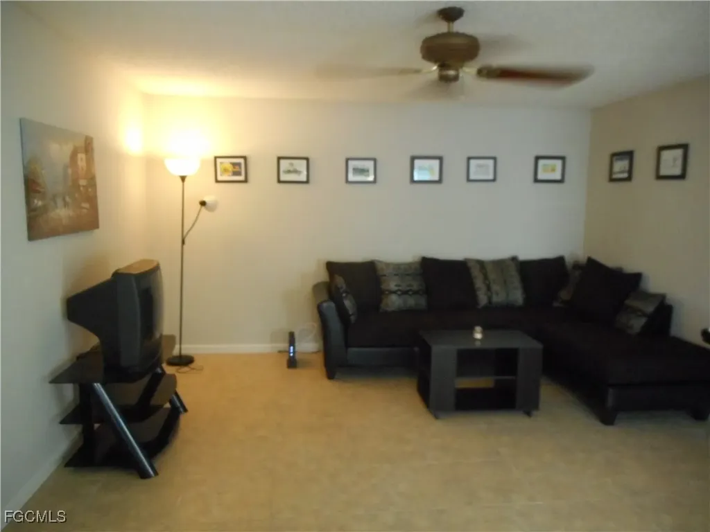 3817 SE 11th Avenue Cape Coral FL 33904