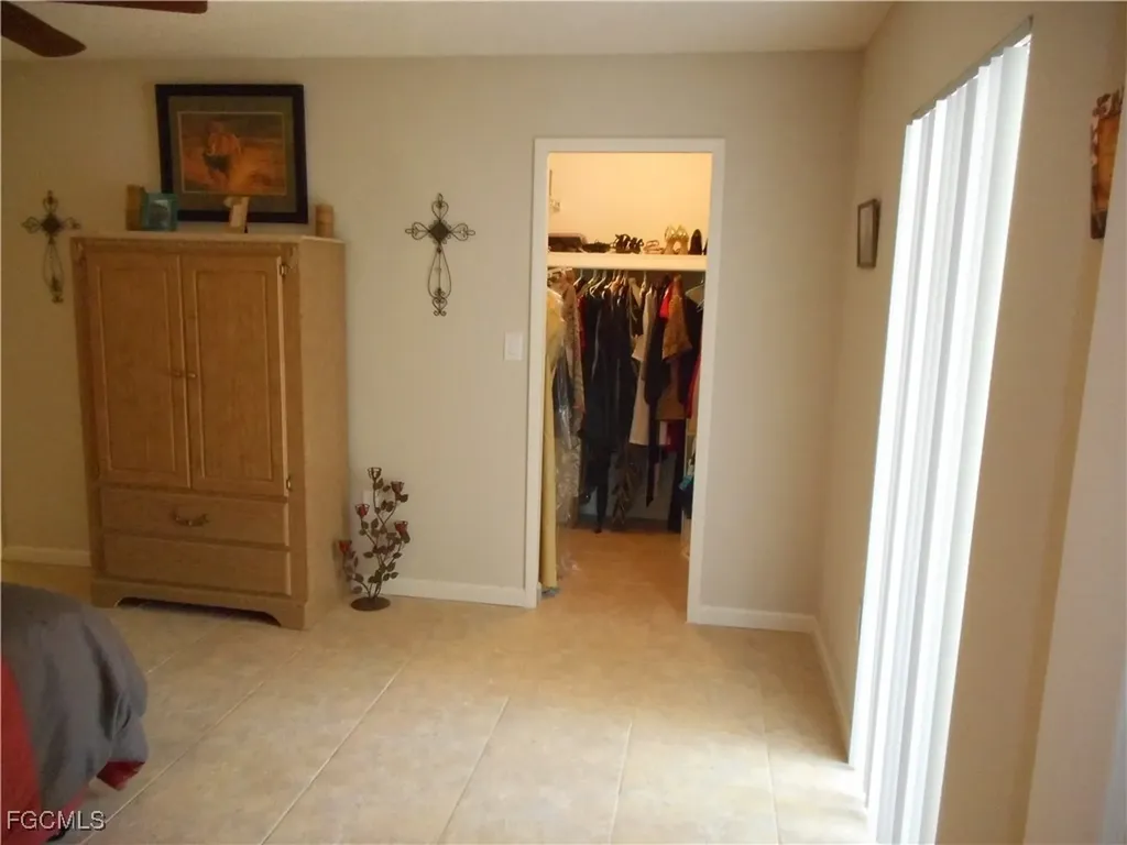 3817 SE 11th Avenue Cape Coral FL 33904