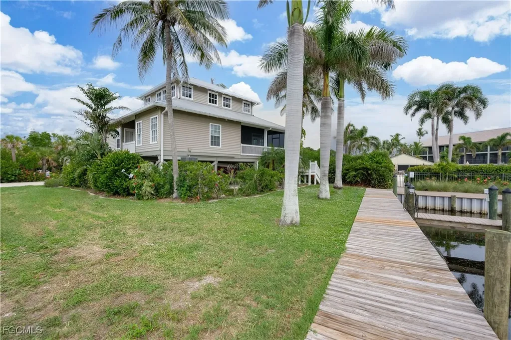 16710 Bocilla Island Club Drive Bokeelia FL 33922