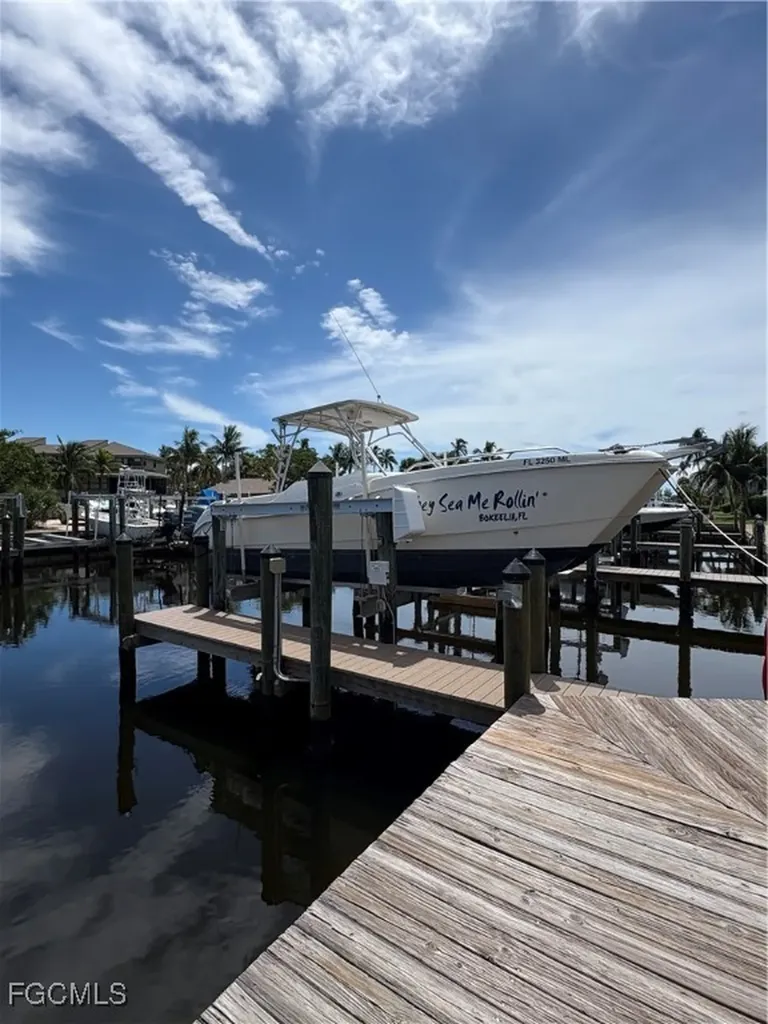 16710 Bocilla Island Club Drive Bokeelia FL 33922