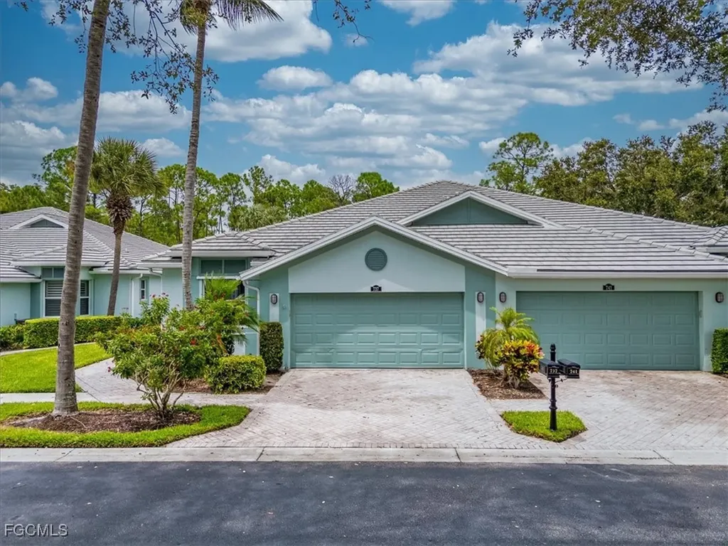 737 Mainsail Place Naples FL 34110