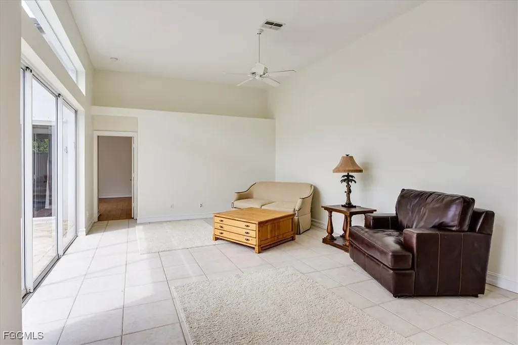 737 Mainsail Place Naples FL 34110