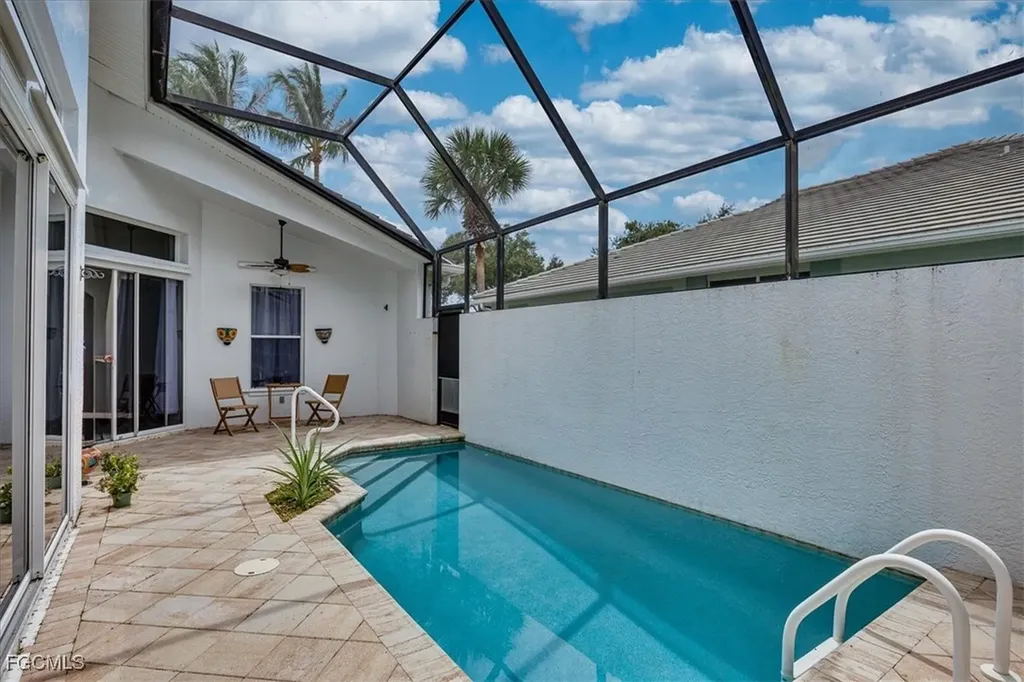 737 Mainsail Place Naples FL 34110