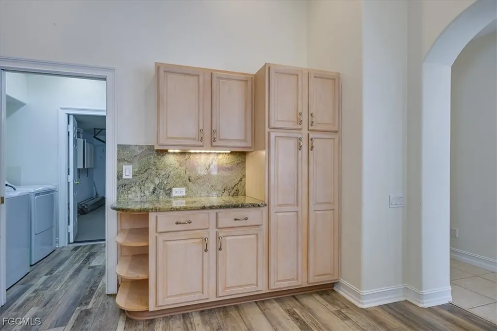 737 Mainsail Place Naples FL 34110