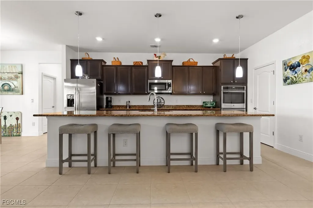 107 SW 39th Street Cape Coral FL 33914