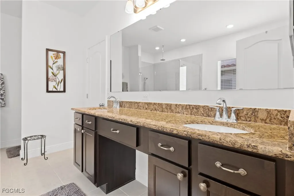 107 SW 39th Street Cape Coral FL 33914