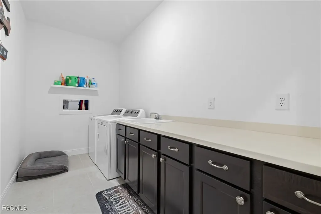 107 SW 39th Street Cape Coral FL 33914