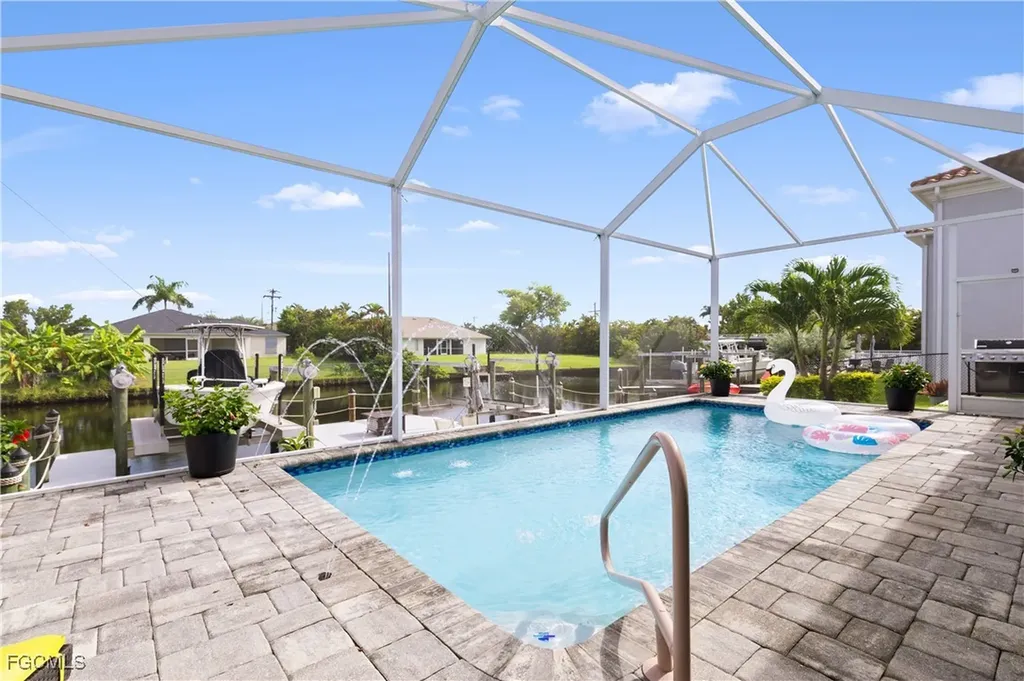 107 SW 39th Street Cape Coral FL 33914