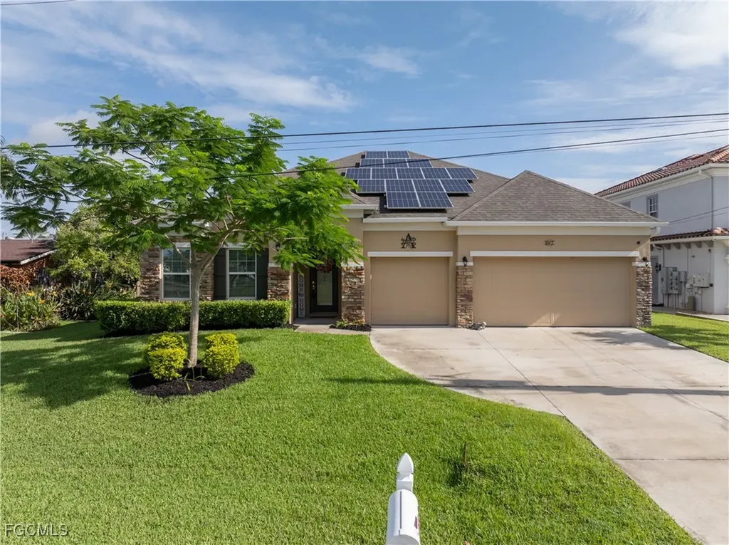 107 SW 39th Street Cape Coral FL 33914