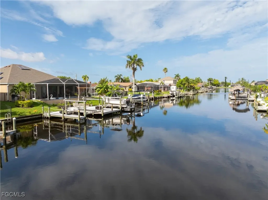 107 SW 39th Street Cape Coral FL 33914