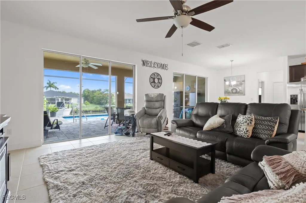 107 SW 39th Street Cape Coral FL 33914