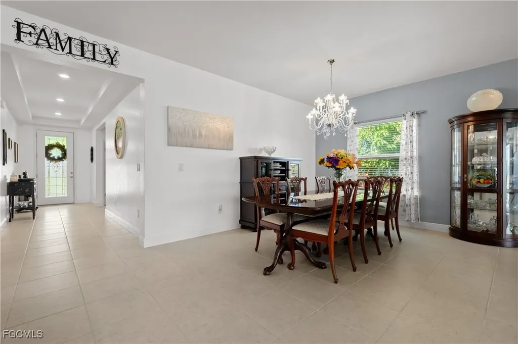 107 SW 39th Street Cape Coral FL 33914