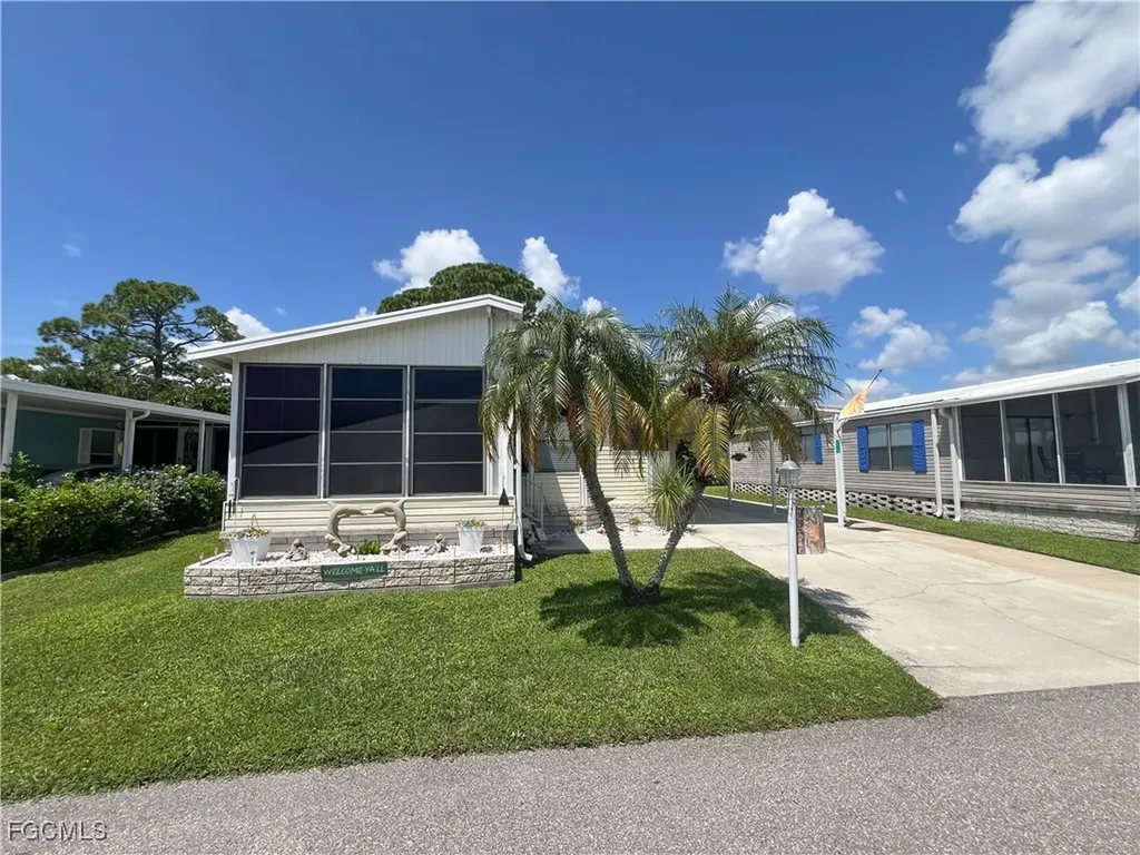 14513 Nathan Hale Lane North Fort Myers FL 33917