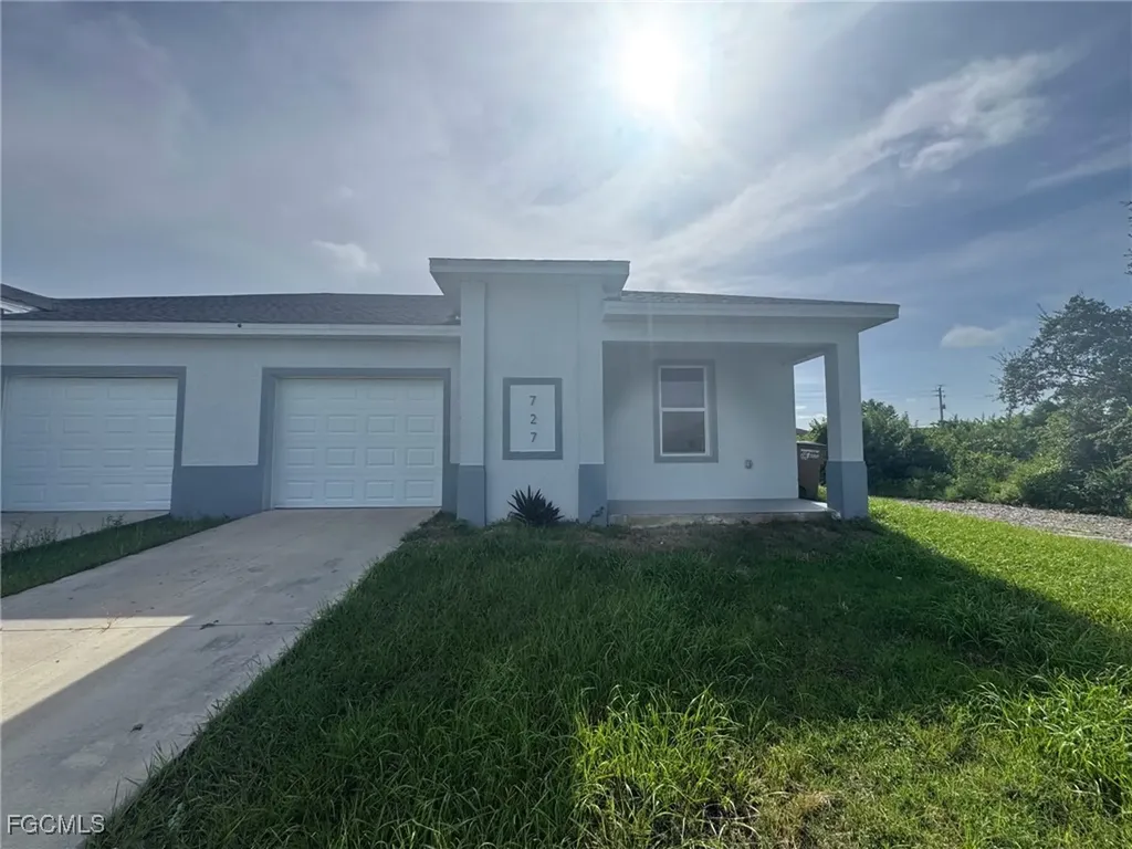 727 Gordon Avenue S Lehigh Acres FL 33973